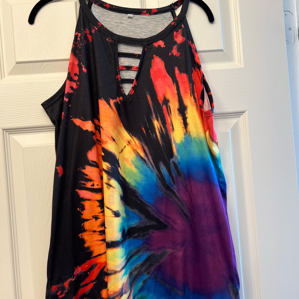 Source Unknown Black and Orange Cut Out Tank Top